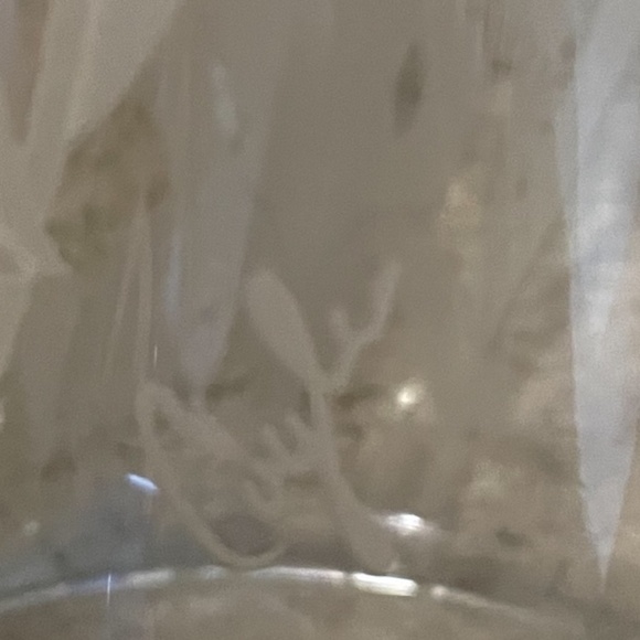 PERRY COYLE CRYSTAL DEEPLY ETCHED BEARDED IRIS FLORAL ART GLASS VASE, SIGNED - Picture 11 of 15